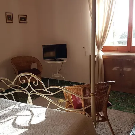 Il Rifugio Capri Alojamento de Acomodação e Pequeno-almoço 3*