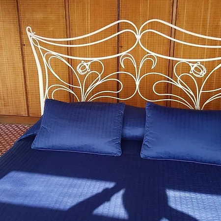 Alojamento de Acomodação e Pequeno-almoço Il Rifugio Capri 3*