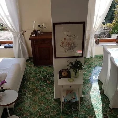 住宿加早餐酒店 Il Rifugio Capri 阿纳卡普里