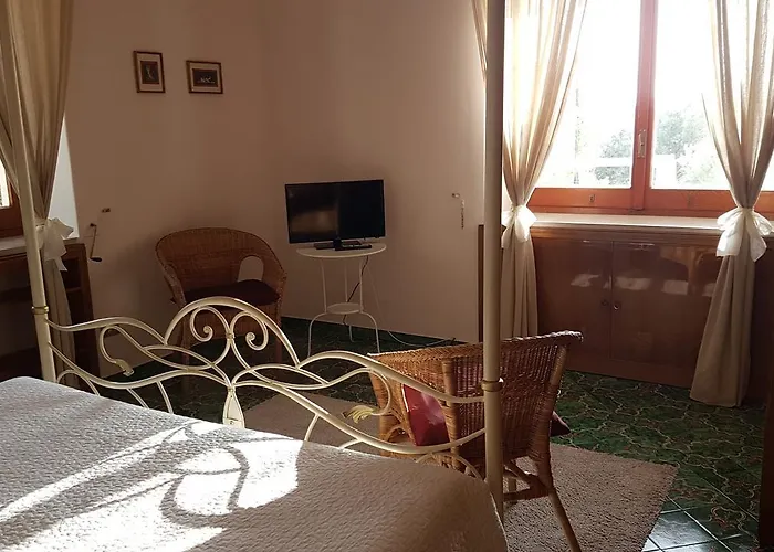 Il Rifugio Capri Bed & Breakfast 3*